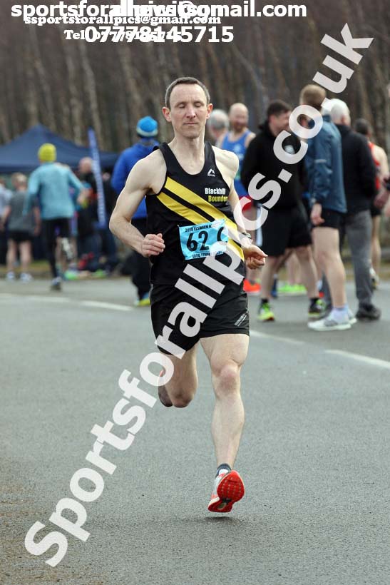 Senior mens Good Friday Elswick Harriers Relay, Newburn, Newcastle. Photo: David T. Hewitson/Sports for All Pics